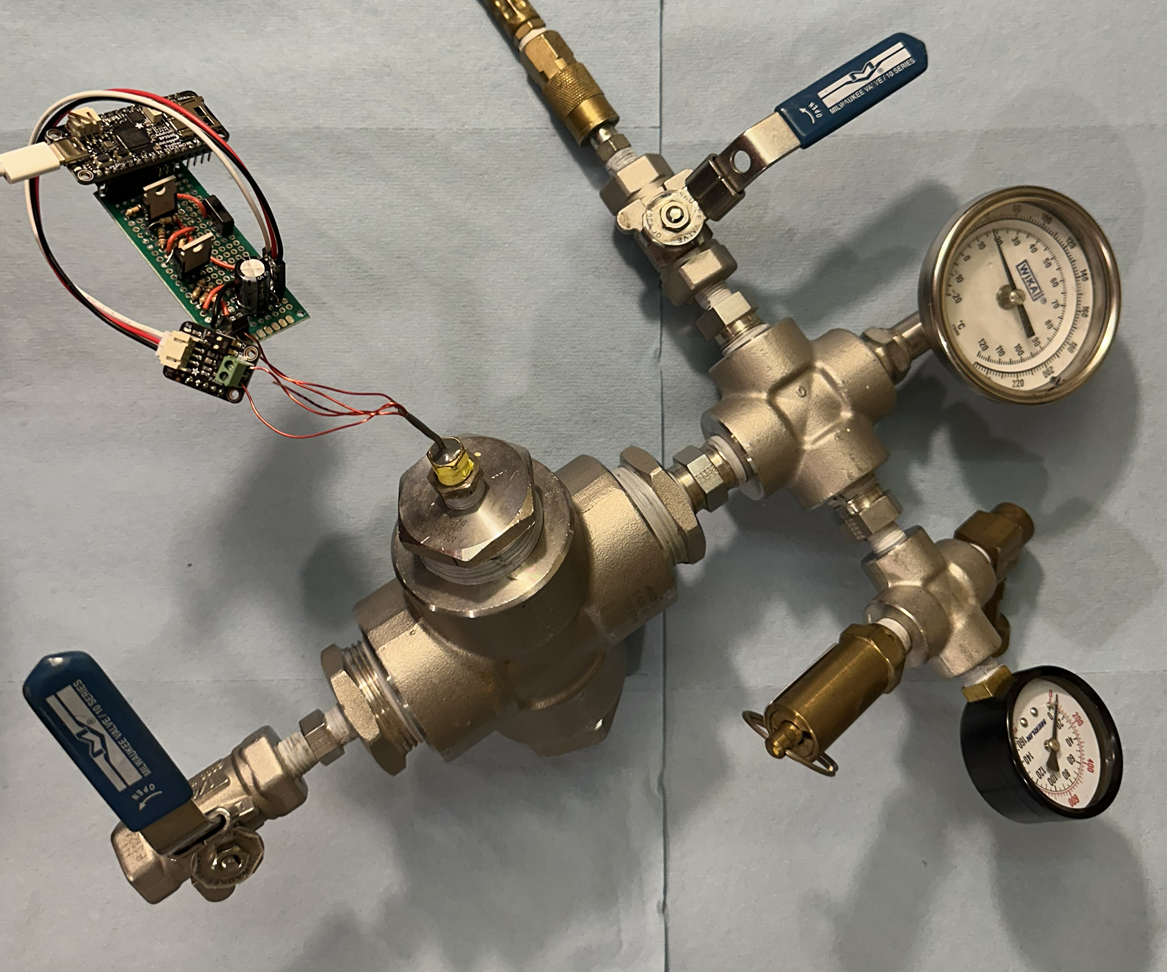 Sealed pressure chamber with attached microcontroller